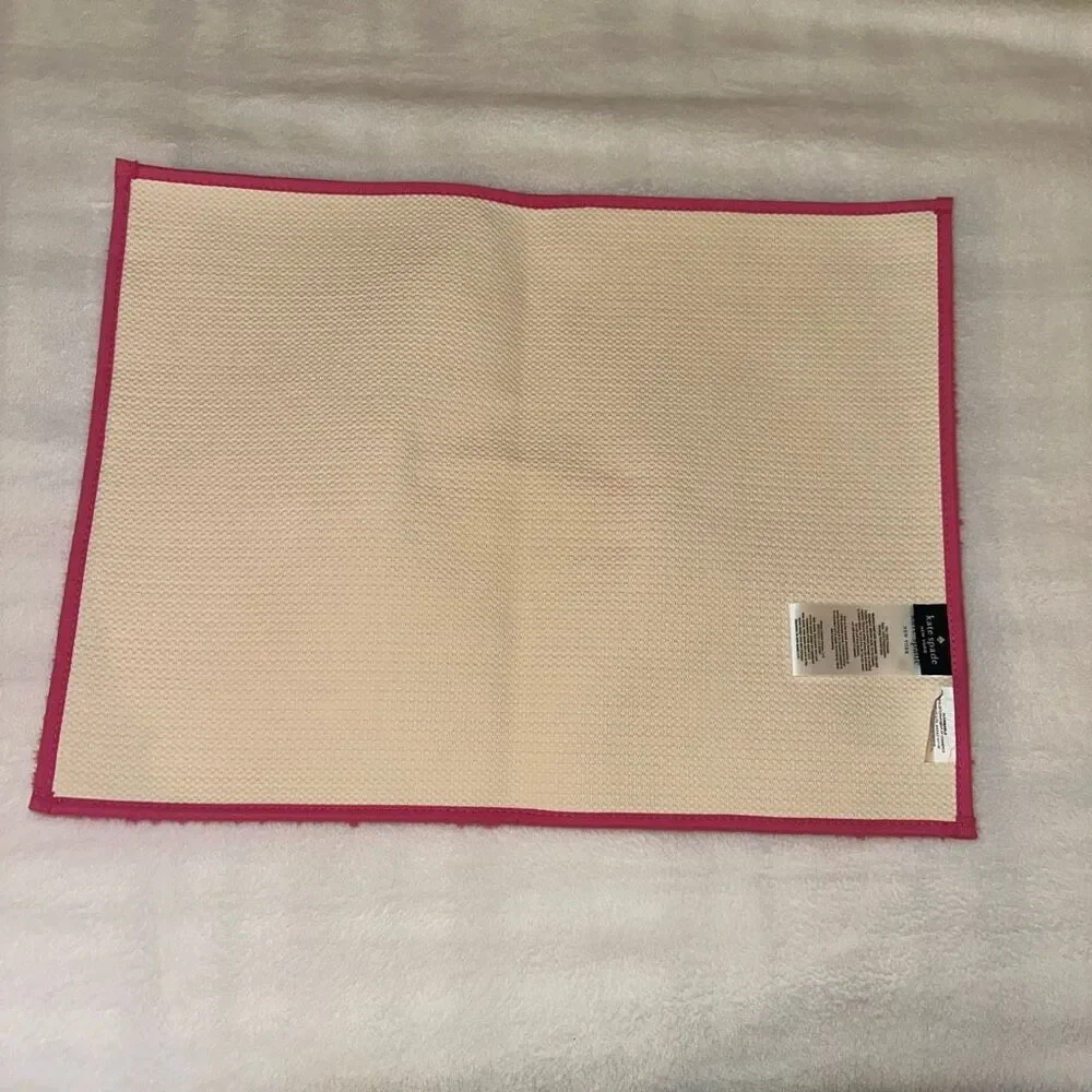 Kate Spade Bathroom Rug Bathmat Hot Pink With Light Pink Polka Dots 17x24” NWT